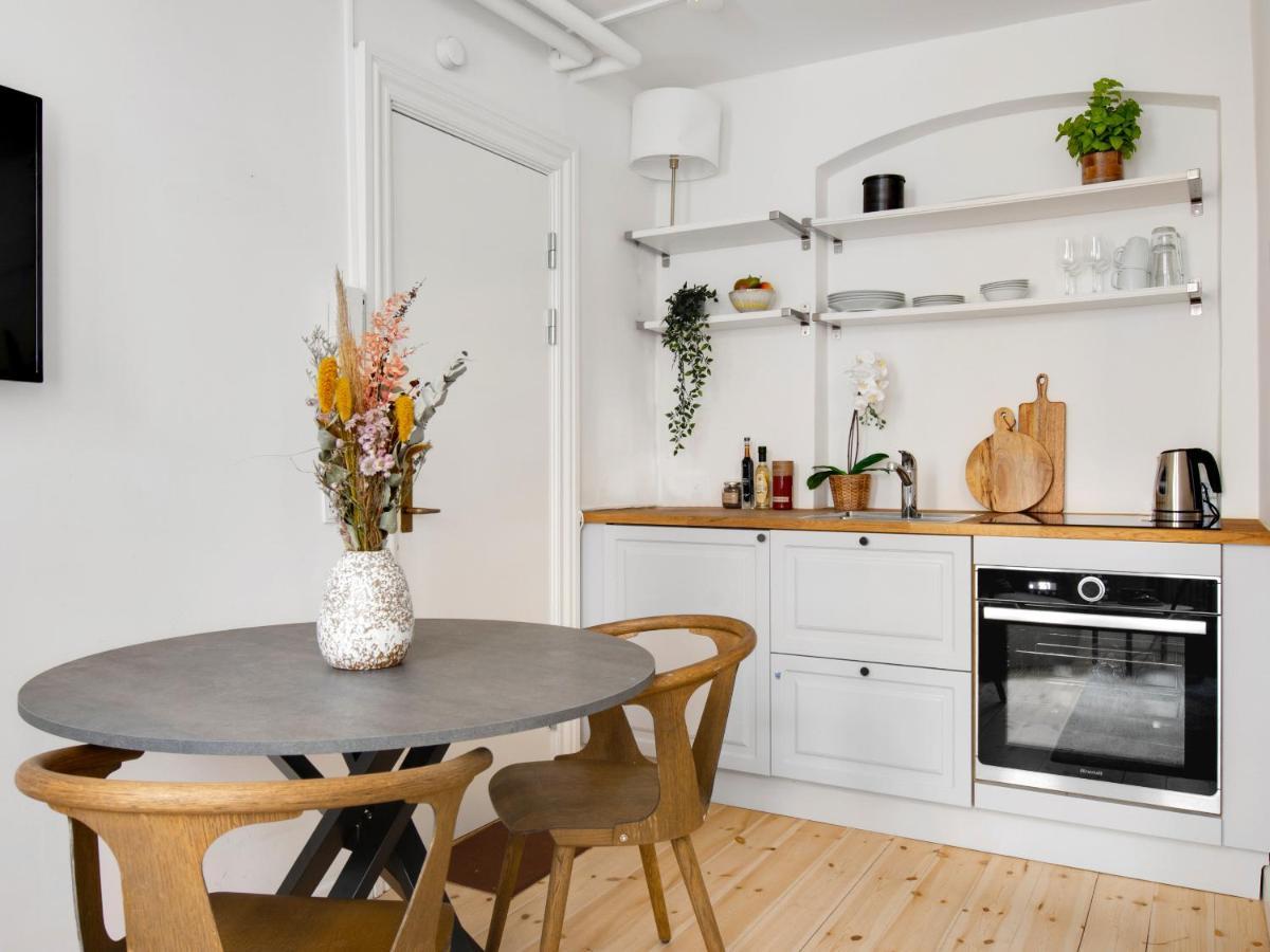 Sanders - Cute Studio In The Middle Of It Apartment *